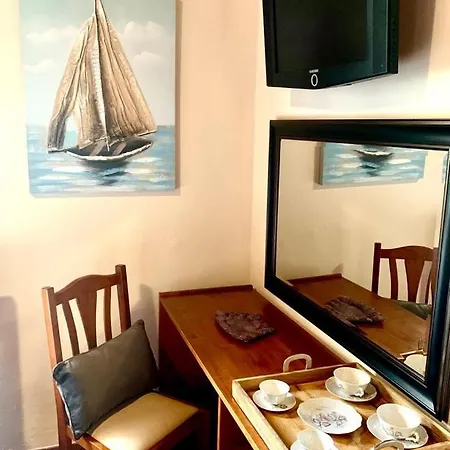 Ninho Cagarras * Santo Amaro (Azores)