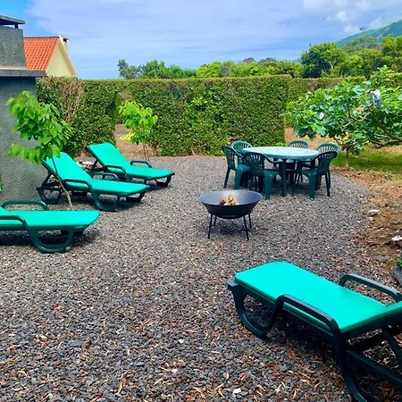 Ninho Cagarras בית אירוח