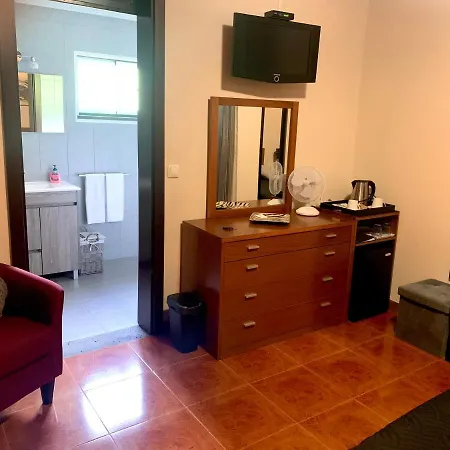 בית אירוח Ninho Cagarras