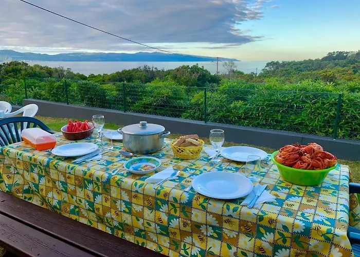 Homestay Ninho Cagarras Santo Amaro (Azores)